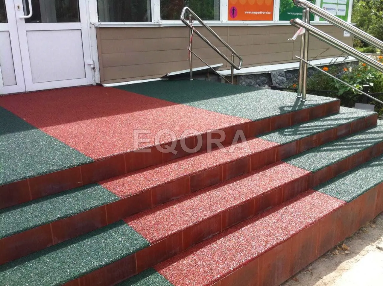 Резиновое покрытие на травмоопасные участки из резиновой крошки в Заполярном